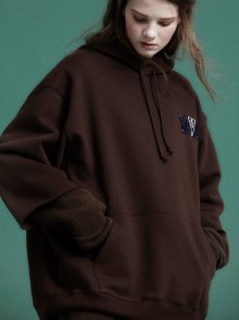 LONELY/LOVELY CROPPED LOGO HOODIE BROWN