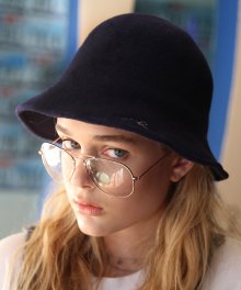 [unisex]SLEEPING WOOL BLACK BUCKET HAT