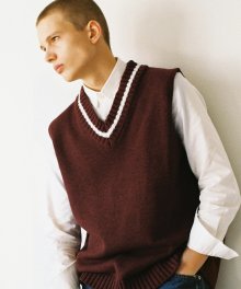 M#1457 league knit vest (burgundy)