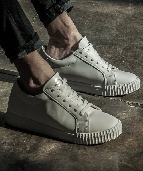 비에스큐티바이클래시(bsqtbyclassy) 786 모나코 레터링 스니커즈 화이트실버