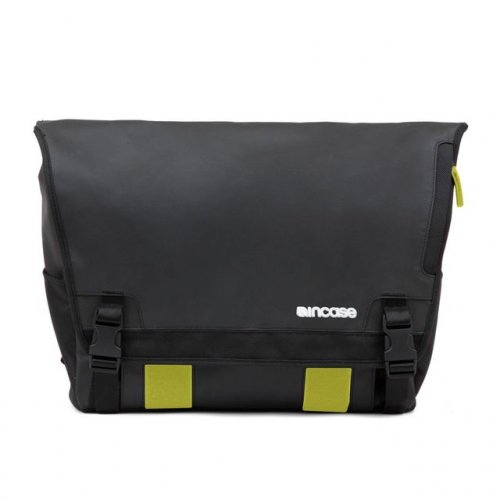 incase range large messenger bag