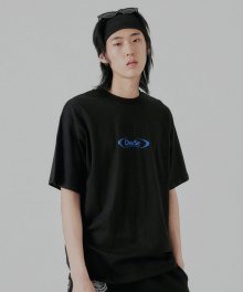 B-ROUND 로고 하프 티셔츠 (블랙)
