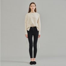 18 F/W BLACK SKINNY JEANS