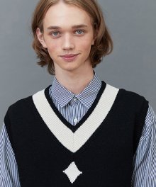 RC lambs wool knit vest (black)