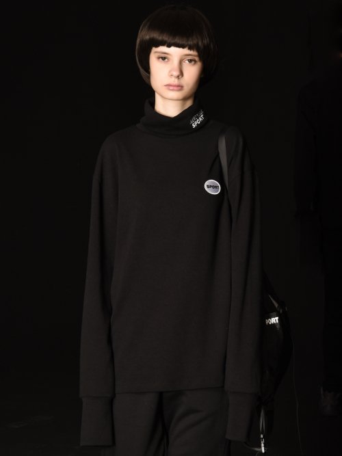 (BLACK)