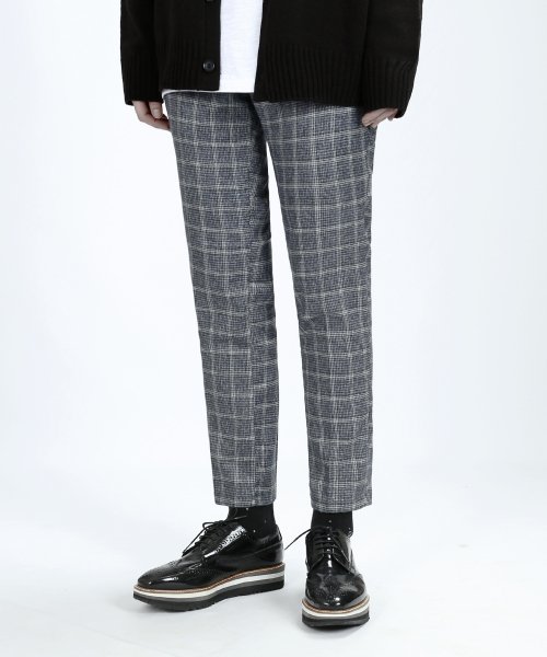BT59 COLOMBO CHECK SLACKS (NAVY)