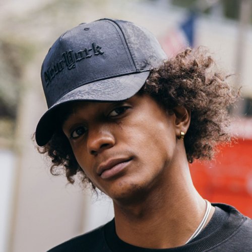 왕관(wanggwan) NY 5패널 볼캡 (Black)