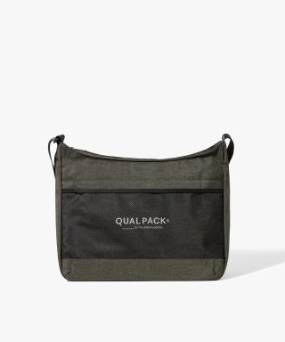 퀄팩(QUALPACK) 메쉬포켓 크로스백 QC3012 카키