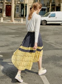 Dot Pleats Lace Skirt (Navy)_VW8AS0720
