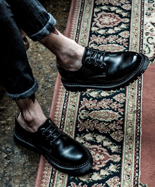 비에스큐티바이클래시(bsqtbyclassy) 378 뉴 어거스트 3홀 더비 구두 루시블랙