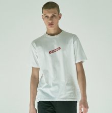 [EBAMB2001M]UNCENSORED 로고 티셔츠_WHITE
