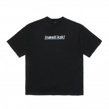 NMS LITERAL TEE BLK (NK19S016H)