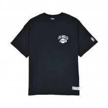 ‘LA 라’ 캐릭터 SMALL LOGO 티셔츠 BLACK