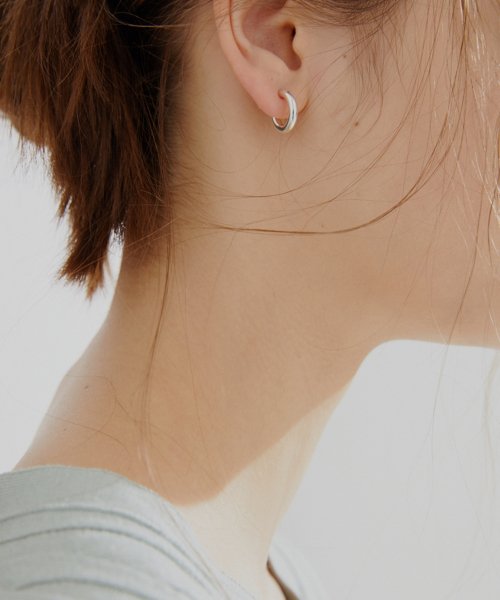 ピアス LOVE ME MONSTER Silver Bold Mini Ring Earrings L191MER190 러브미몬스터(LOVE ME MONSTER) [Silver] Bold Mini Ring
