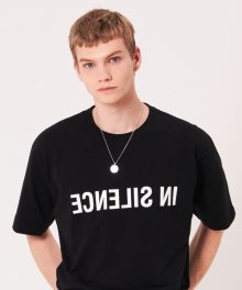 리버스 로고 티셔츠 BLACK