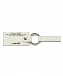 LETTERING LEATHER KEYRING IS [IVORY]