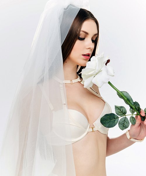 Bridal Choker Bra Ivory