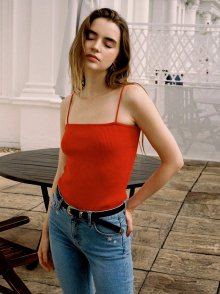 Ribbed Knit Camisole in Red_VK9MP0930