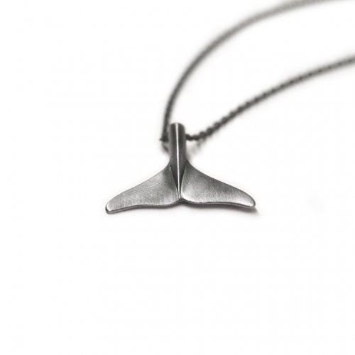 Whale’s tail silver long necklace