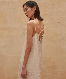 19SR SLIP DRESS (CREAM)