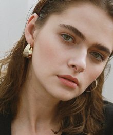 Classic earring