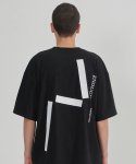 이너프이즈이너프(ENOUGH IS ENOUGH) 막대스틱 자수 티셔츠 (검정)