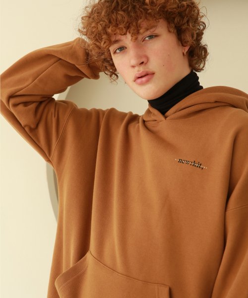 뉴킷(newkit) Dictionary campaign 후드티셔츠 [Camel]