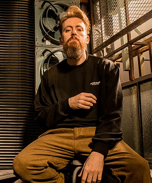 베러댄88(betterthan88) 포인트필리 오버핏 맨투맨 밴타블랙