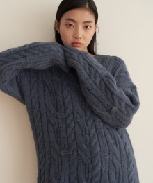 19AU ALPAKA V-NECK CABLE KNIT (BLUE)