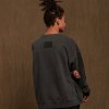 피그먼트 실리콘 라벨 스웨이트셔츠 - 다크그레이