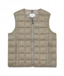 TNT x TAION CREW NECK W-ZIP DOWN VEST Khaki