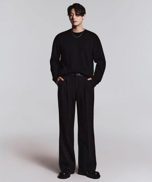 무신사 스탠다드(musinsastandard) 리얼 와이드 히든 밴딩 슬랙스 [블랙]