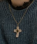 Baroque metalic knit cross neckalce