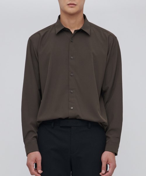 무신사 스탠다드(musinsastandard) 릴렉스 핏 실키 셔츠 [다크 브라운]