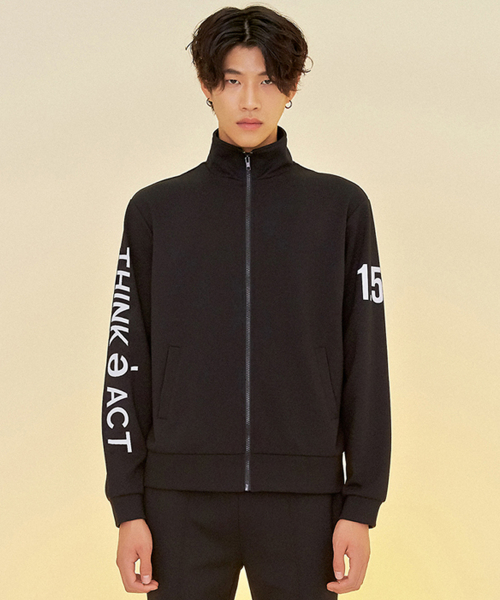 THINK TRACK TOP