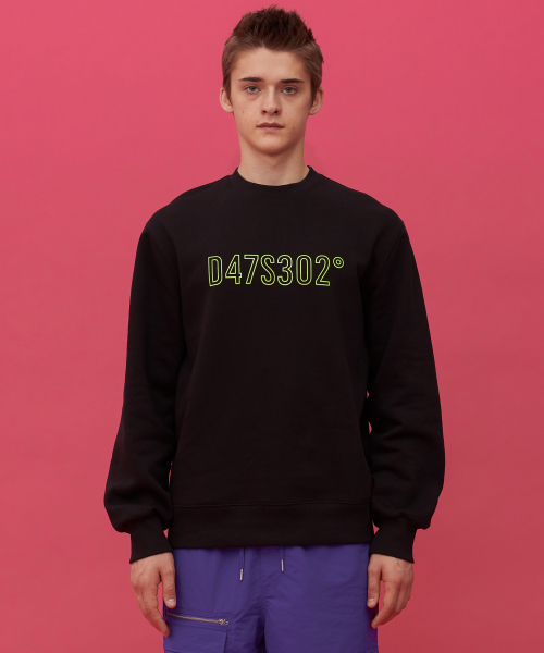 CAMO GRAPHIC CREWNECK