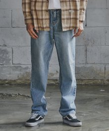 Regular-Fit Denim Pants CW7021