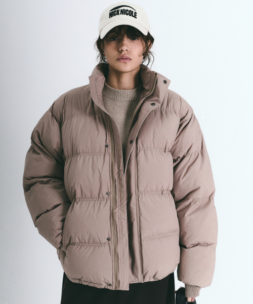 닉앤니콜(nicknicole) Useful Over Short Padding_Indi Beige