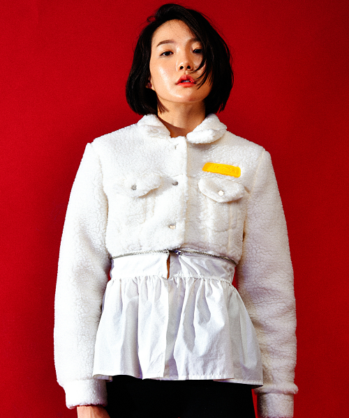 [WOMEN] Faux-Shearling Detachable Skirt Trucker Jacket (White)