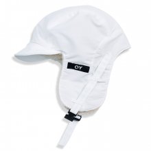 LOGO EARFLAP CAP- WHITE