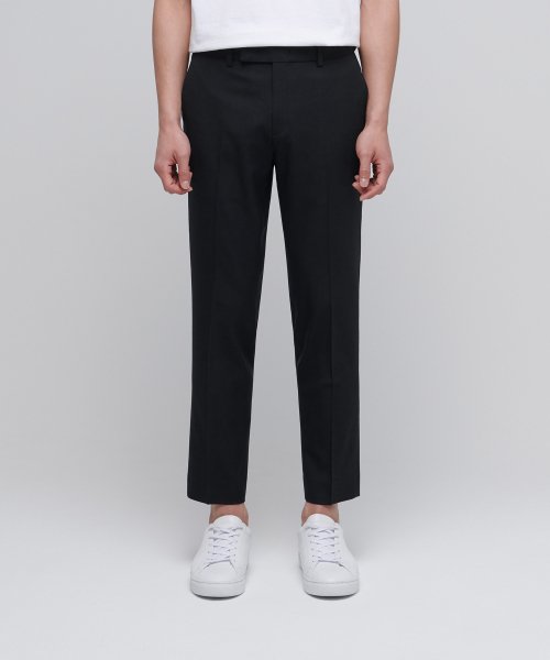 무신사 스탠다드(musinsastandard) 울 테이퍼드 히든 밴딩 크롭 슬랙스 [블랙]