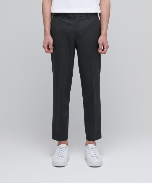 무신사 스탠다드(musinsastandard) 울 테이퍼드 히든 밴딩 크롭 슬랙스 [차콜 그레이]