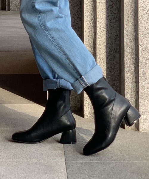 세컨데일리(secondaily) Kate 케이트 삭스 앵클부츠 (5.5cm)