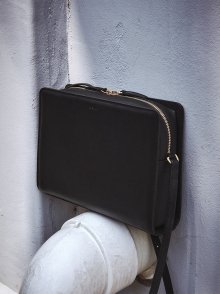 Square medium shoulder bag Black