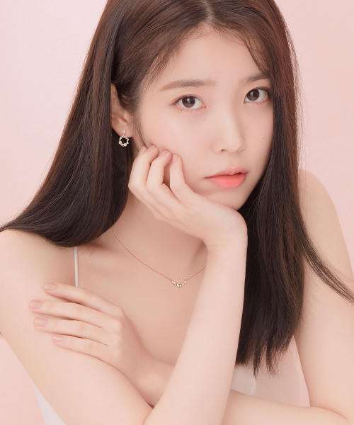 제이에스티나() [아이유 착용] 제이블랑 목걸이 (JJPJNQ9AF509SR420) 상품 이미지