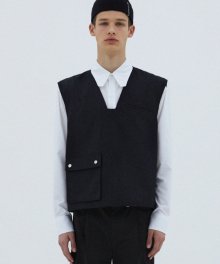 Square Pocket Vest - Black