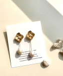 위트홀리데이(WIT-HOLIDAY) flower pearl unbal bar earring