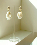 위트홀리데이(WIT-HOLIDAY) Baroque pearl holiday earring