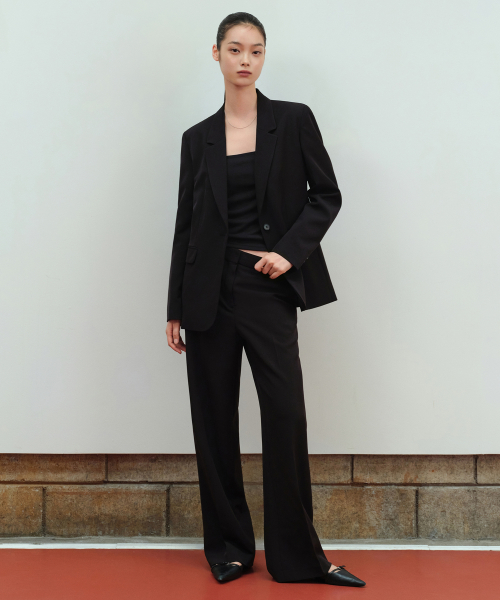 무신사 스탠다드 우먼(musinsastandardwoman) 우먼즈 플루이드 와이드 슬랙스 [블랙]