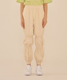 SHIRRING SETUP JOGGER PANTS (IVORY)